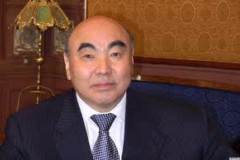 Аскар Акаев
