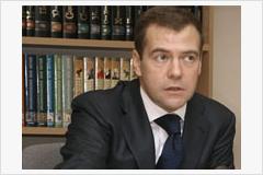Дмитрий Медведев: пожилых людей нуж...