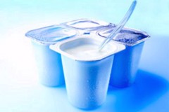Йогурт с живыми бактериями
