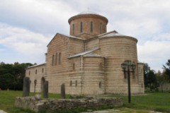 Храм в Абхазии