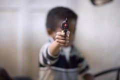 Оружие в детских руках
