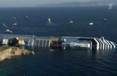 Экипаж лайнера Costa Concordia скрыл от портовой администрации масштаб катастрофы