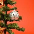 В Ставрополе управляющая компания обменивает новогодние елки на пальмы