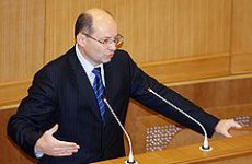 Губернатор Мишарин вышел  из медикаментозного сна