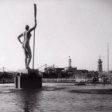 В парке Горького восстановят скульптуру Ивана Шадры «Девушка с веслом»