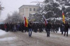 Южная Осетия на грани гражданской войны