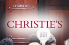 Аукционный дом Christie’s выставил на продажу бриллиант розового цвета с оттенком сирени