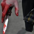 В Японии неизвестный ранил ножом подростков в школьном автобусе