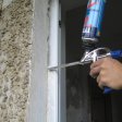 Использование монтажной пены при установке дверей