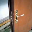Уплотнитель для металлических входных дверей: инструкция по выбору